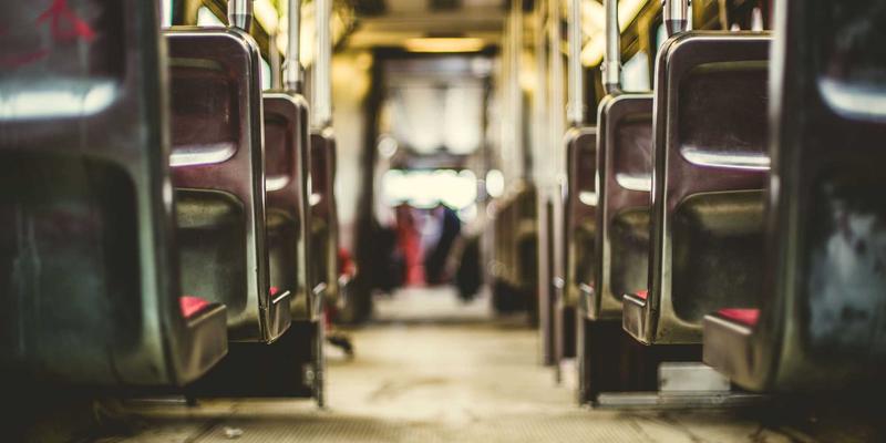 管理咨询如何赋能中小企业：定制化战略落地与资源瓶颈突破之道