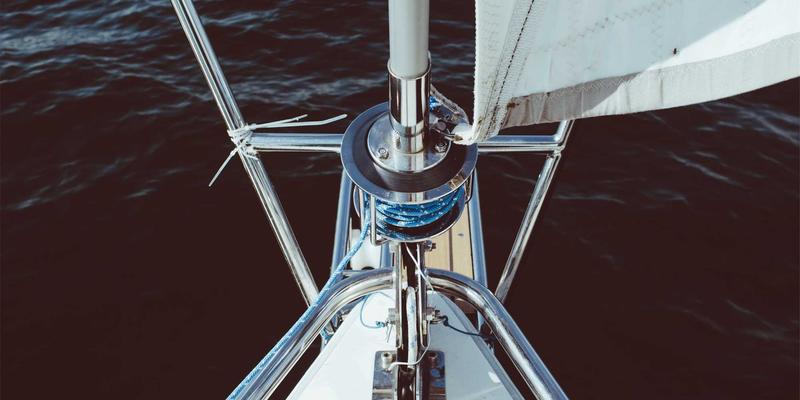 管理咨询评测：如何通过企业培训与领导力发展提升组织效能